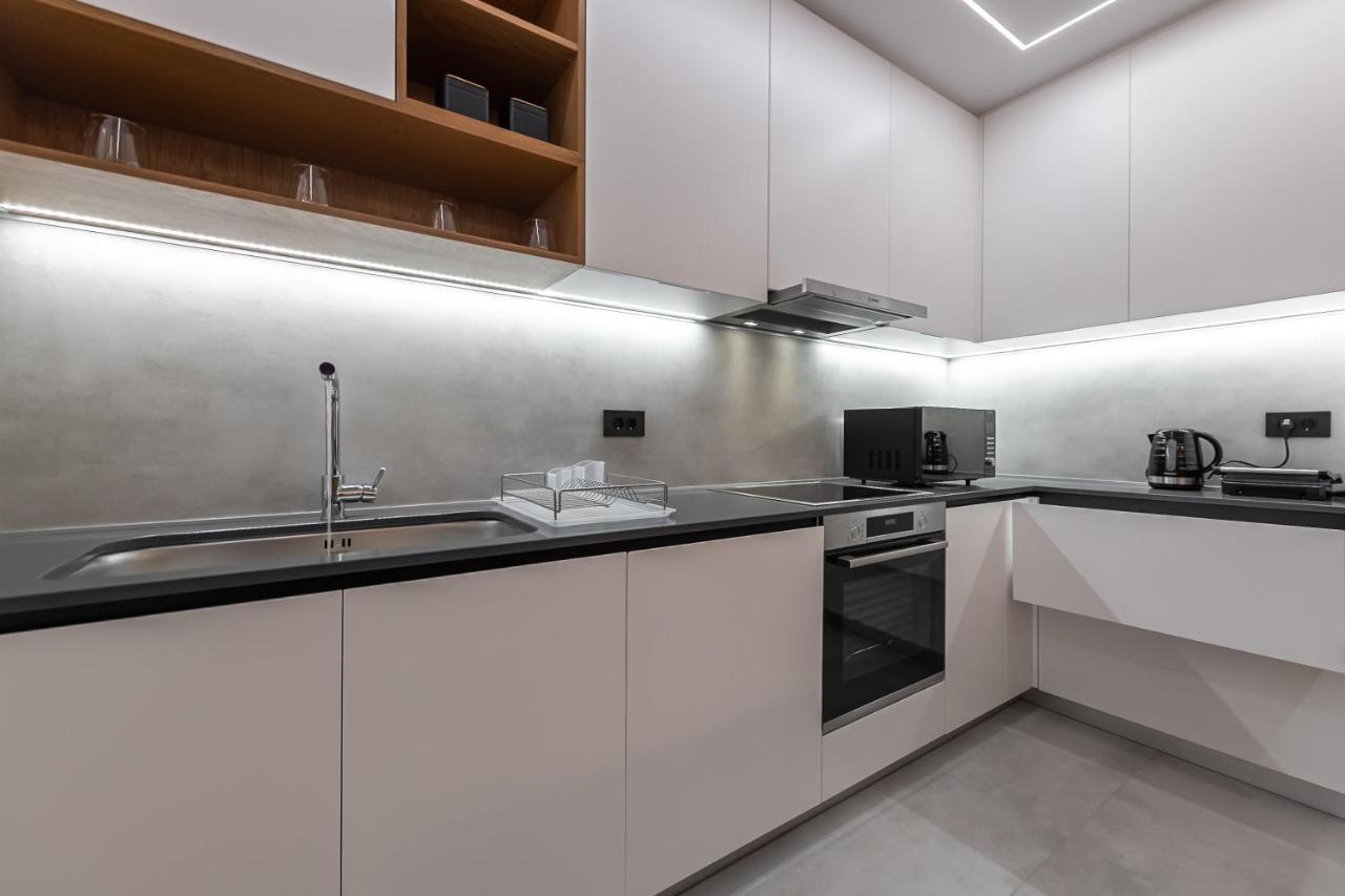 Ferienwohnung Phaedrus Living Luxury Penthouse Ploutarchou Athen Exterior foto